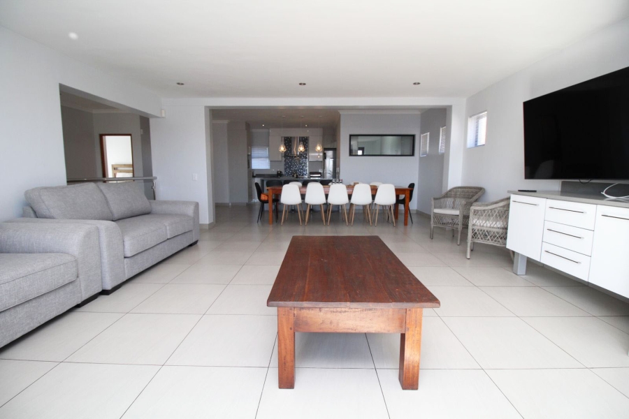 5 Bedroom Property for Sale in Calypso Beach Western Cape